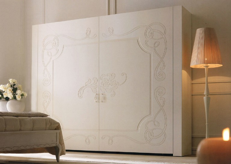dulap haine dormitor clasic din lemn Levis cod 910 | Mobilier dormitor clasic preturi.